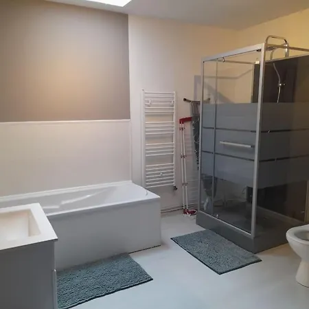 Maison De 100m2 Avec Terrasse Сasa de vacaciones